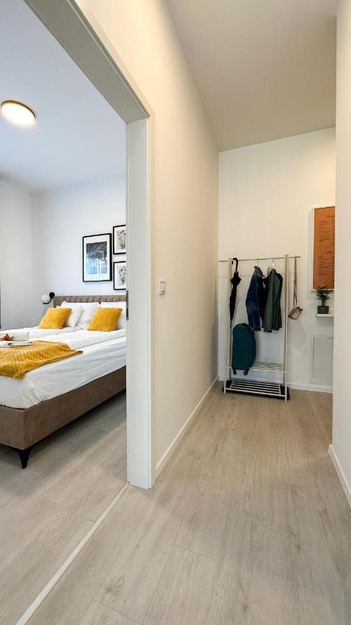 Linden Apartman 106 - Adults Only Mosonmagyaróvár Buitenkant foto
